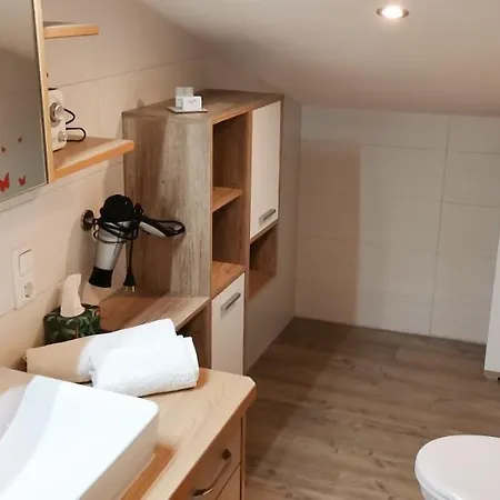 Fruehstueckspension Knappaschneider Rum i privatbostad *